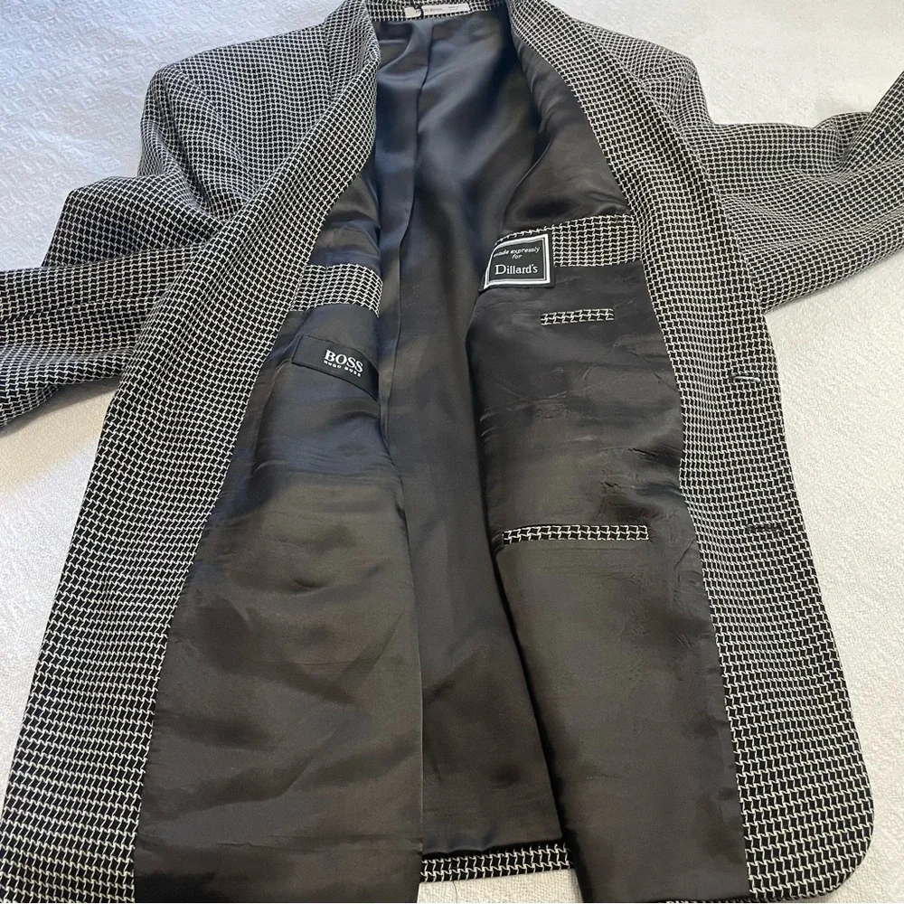 Hugo‎ Boss Black and White Houndstooth Blazer Size 44 R